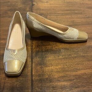 Amalfi by Rangoni Golden Copper Wedge Shoes